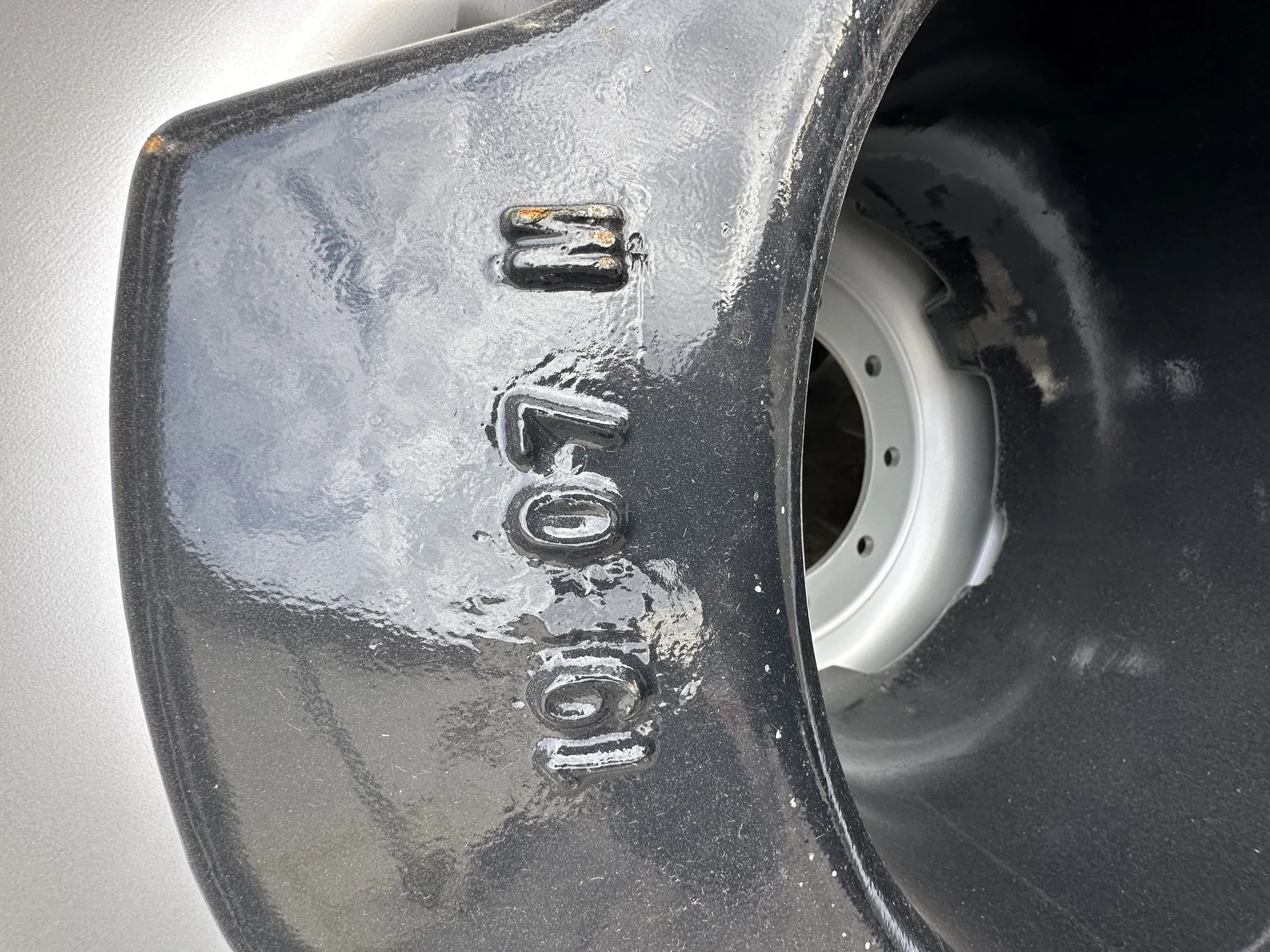 USED 1,000 LB Case Black Weights image 3