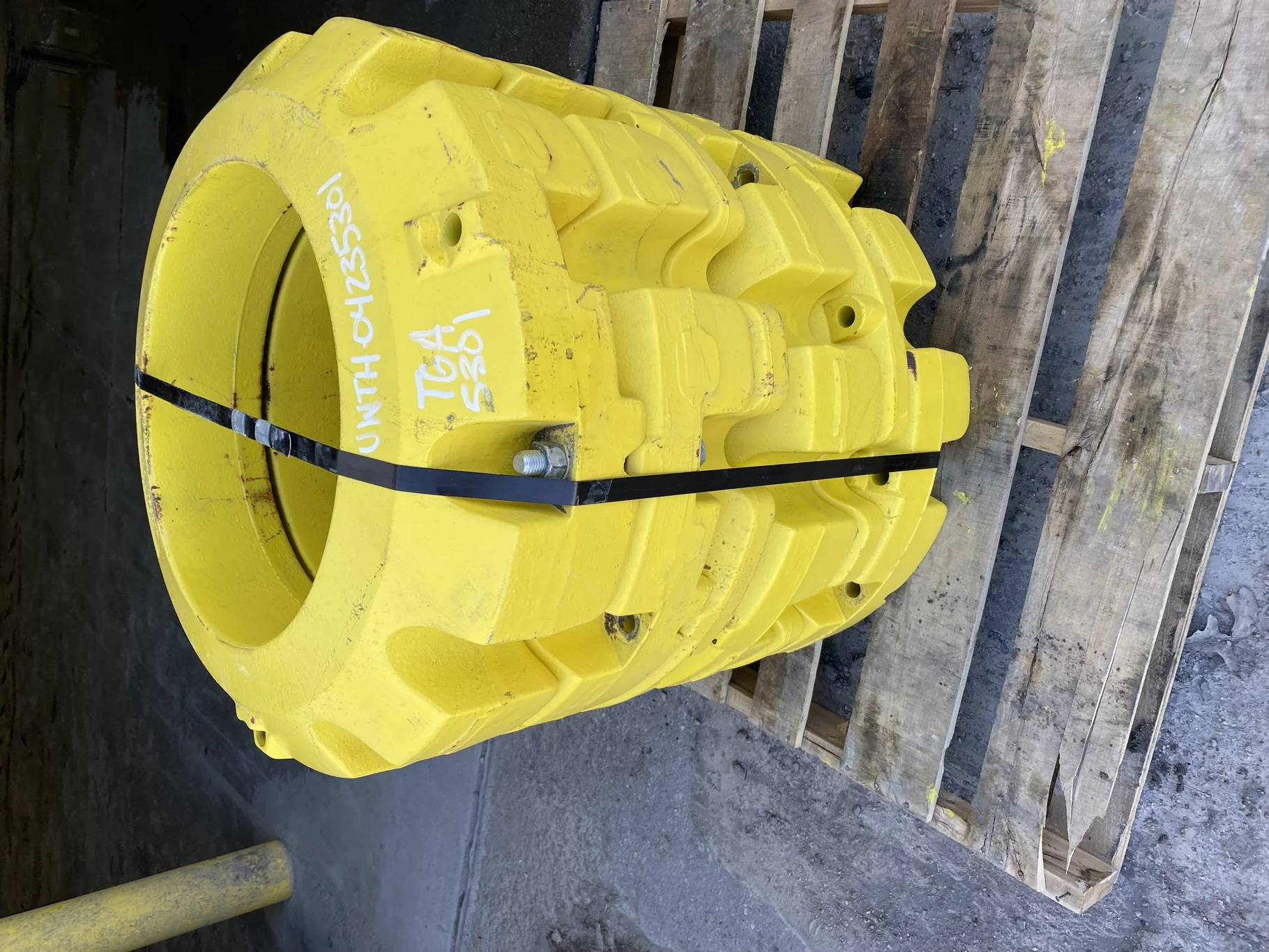 Used John Deere Yellow Weights 452 LBS