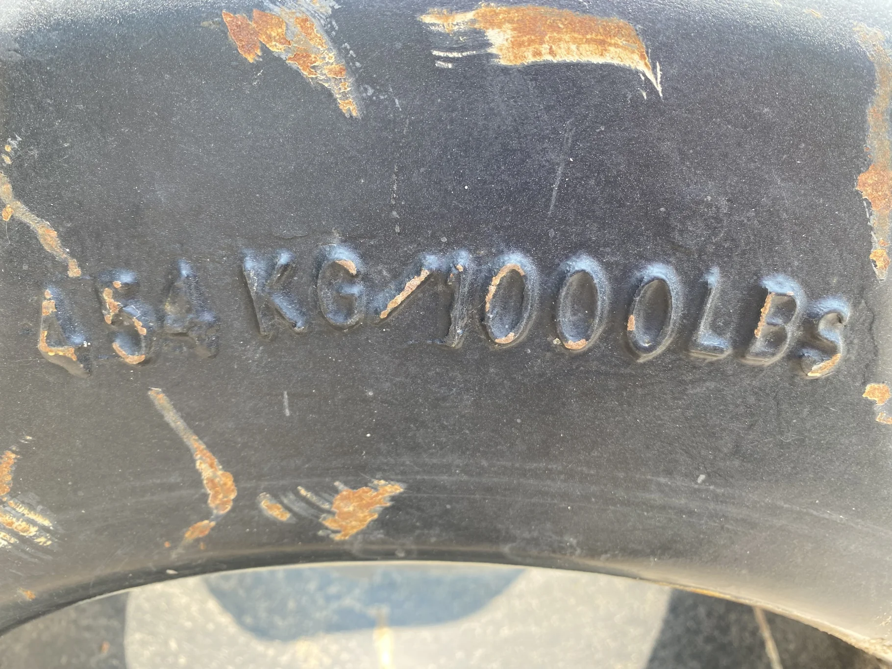 Used 3 Bolt Case Black Weights 1000 LBS image 3