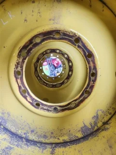TAKE-OFF 18 X 38 12-13.976-11.857-3.17OUT YELLOW SPRAYER WHEEL
