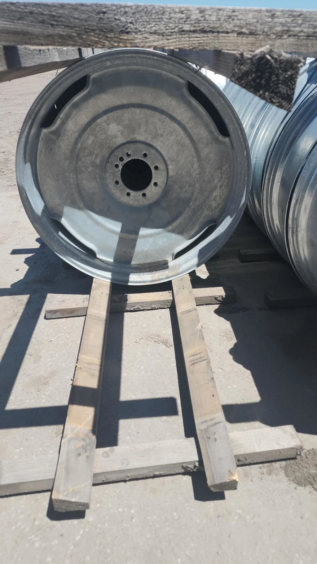 10 X 38 8-8-6 GALVANIZED REINFORCED CENTER IRRIGATION WHEEL image 2