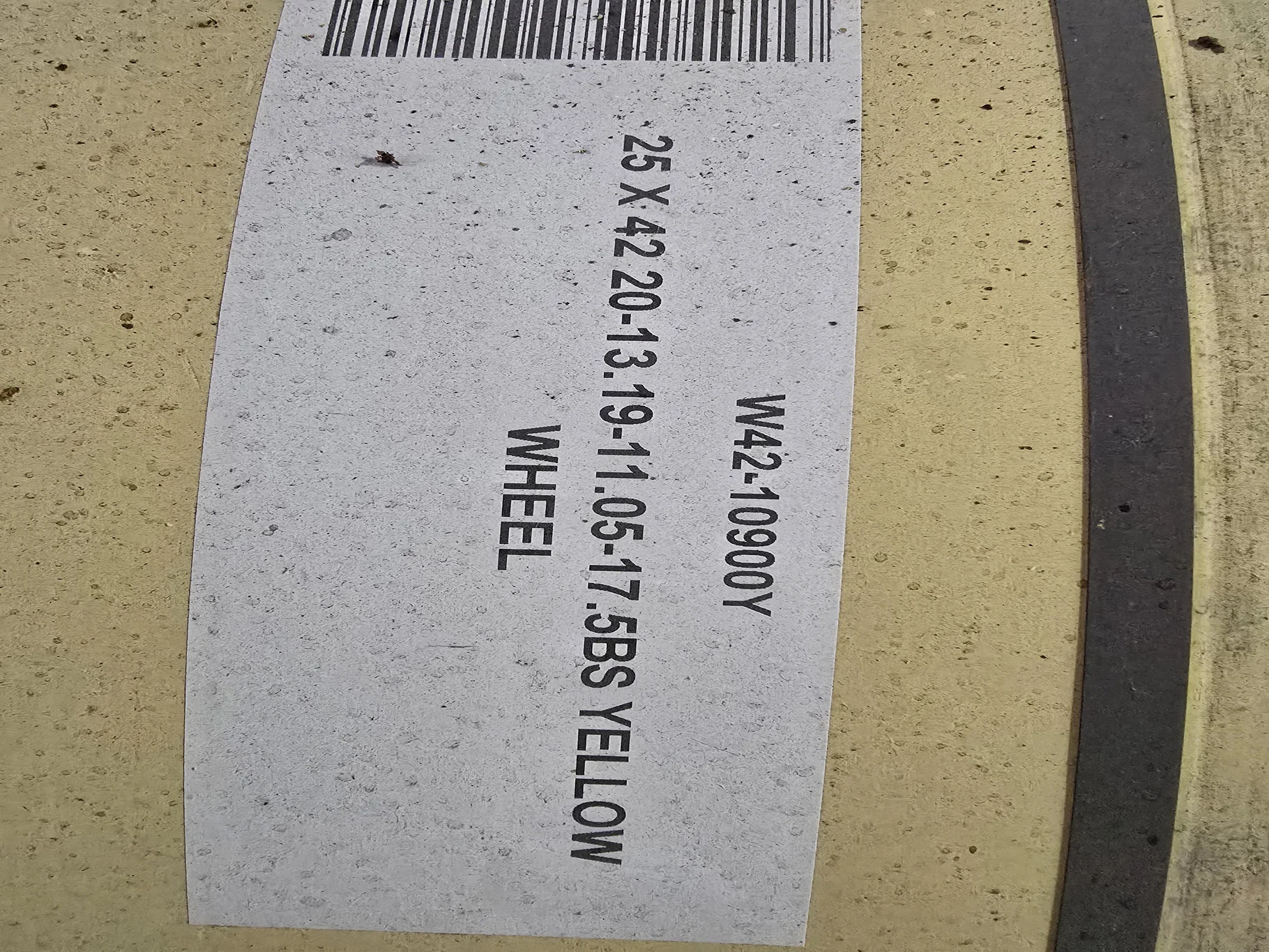 25 X 42 20-13.19-11.05-17.5BS YELLOW WHEEL image 3